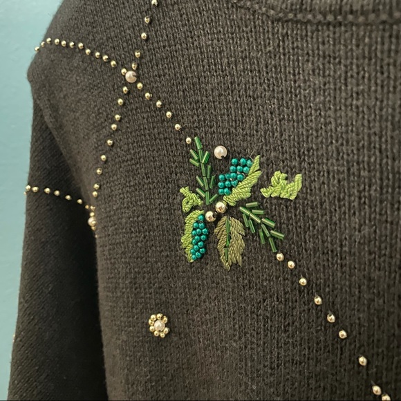 CHRISTMAS SWEATER Vintage Beaded & Warm - Picture 7 of 13